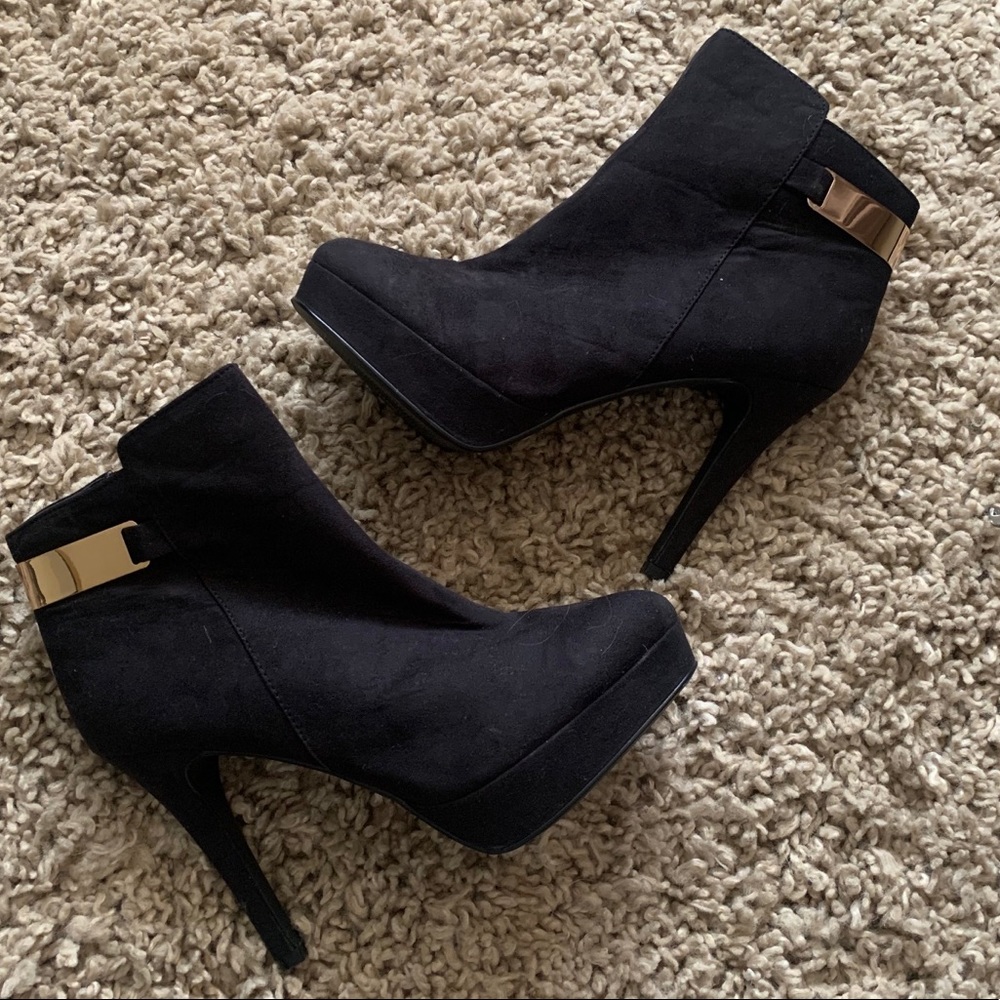 Black High Heeled Booties